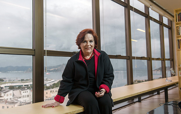 Rio de Janeiro, Rj, BRASIL. 04/06/2017; Retrato da sociloga Cecilia Vargas, 73, que lana uma nova edio de 