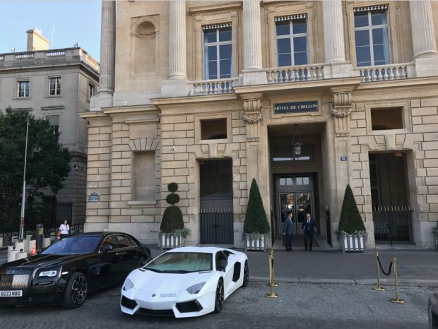 A fachada do luxuoso hotel Crillon, onde o prefeito de So Paulo, Joo Doria, est hospedado em Paris
