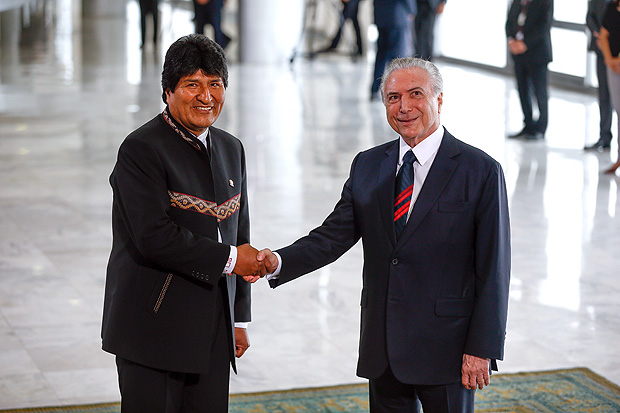 O presidente Michel Temer (dir) recebe o presidente da Bolvia, Evo Morales, em visita oficial no Palcio do Planalto