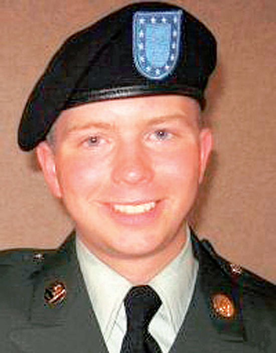 O analista de inteligência do Exército Bradley Manning, 23, é o principal suspeito de entregar documentos ao WikiLeaks