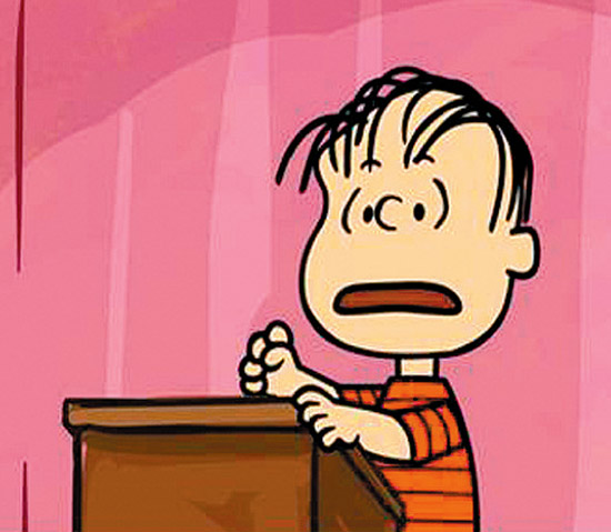 O personagem Linus discursa em campanha estudantil