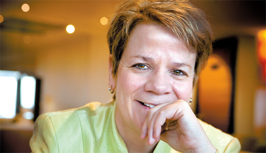 A americana Marin Alsop durante entrevista realizada sábado, em hotel de São Paulo