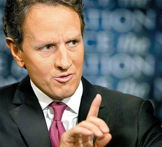 O secretrio do Tesouro americano Timothy Geithner durante entrevista  rede de TV "CBS", no incio do ms 