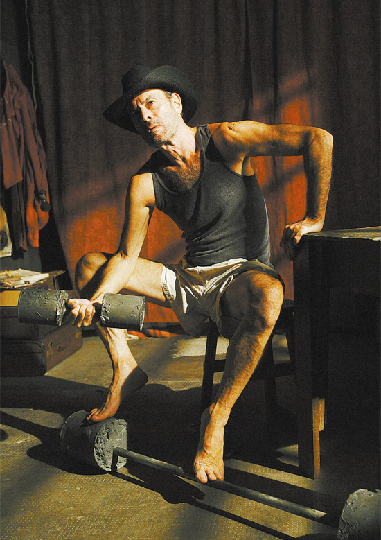 Ney Matogrosso durante as filmagens do longa