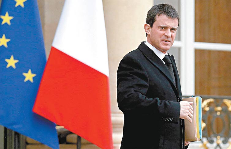 Manuel Valls, o novo premi da Frana, ao sair de reunio ministerial em fevereiro, quando ocupava a pasta do Interior
