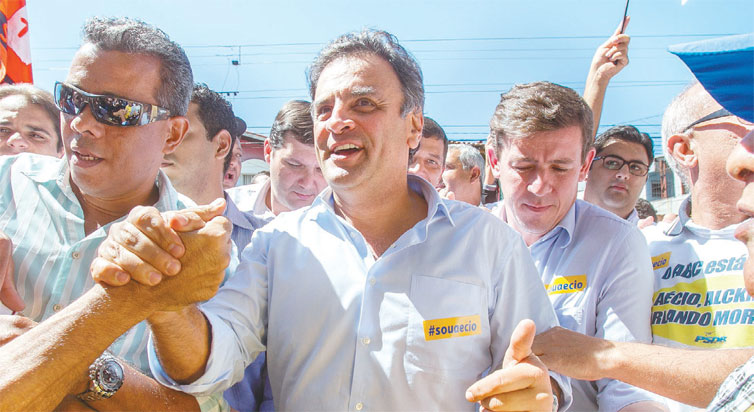 O senador Acio Neves, pr- candidato  Presidncia pelo PSDB