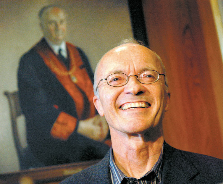 O noruegus Finn Kydland, ganhador do Prmio Nobel de Economia em 2004