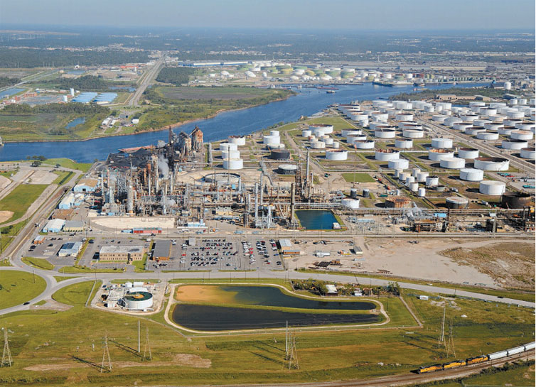 Vista area da refinaria de Pasadena, no estado do Texas (EUA), cuja compra pela Petrobras virou alvo de investigao 