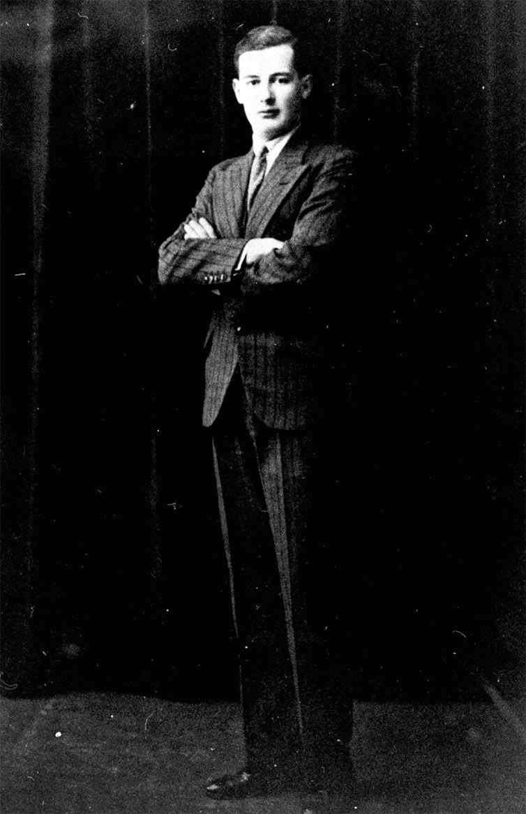 Raoul Wallenberg posa para foto em 1937, ainda antes de se tornar diplomata
