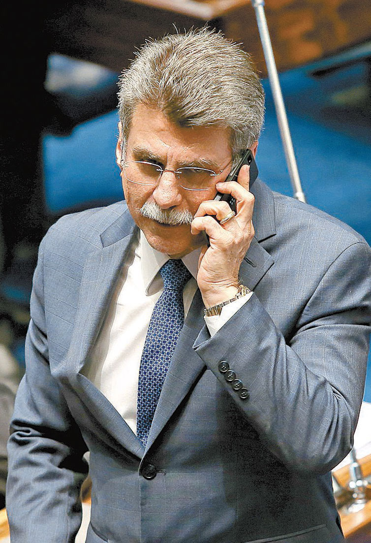 Romero Juc (PMDB-RR) em sesso do Senado em maio