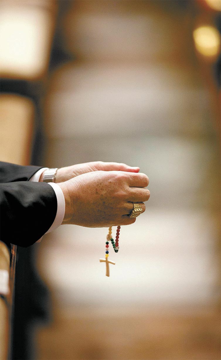 Estudos demonstram que celibato desencoraja jovens que desejam se tornar sacerdotes 