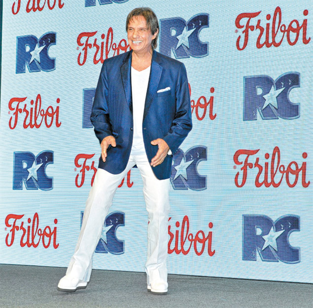 Roberto Carlos em evento da marca Friboi