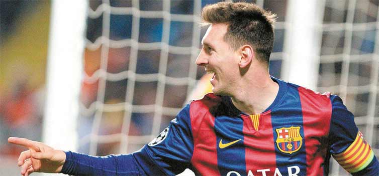 Lionel Messi, do Barcelona, comemora um de seus trs gols na vitria sobre o Apoel, do Chipre, pela Liga dos Campees