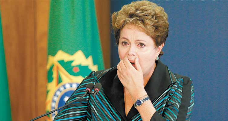 A presidente Dilma Rousseff se emocionou e chorou ao discursar na cerimnia em que recebeu o relatrio da comisso da verdade, em Braslia