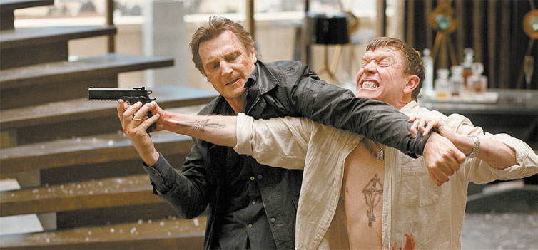 O ator irlands Liam Neeson ( esquerda) em uma das cenas do longa 'Busca Implacvel 3