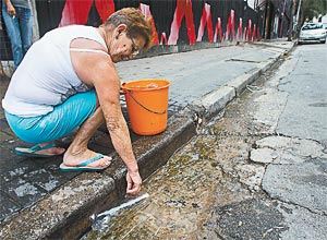 Edilson Dantas/Folhapress São Paulo Facing "Drastic" Water Rationing to Save Cantareira System
