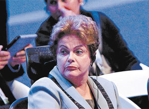 Alejandro Bolívar/Efe Government Registers First Deficit in Current Accounts Since 1997