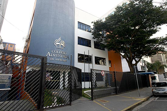 Colégio Adventista da Liberdade, em São Paulo, cuja méda de alunos por turma é a maior entre as escolas particulares