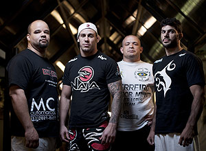 Lutadores de MMA Rodrigo Mamute, Matheus Serafim, Salvador Minniti e Viscardi Andrade (esq. p/ dir.)
