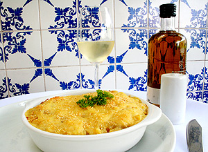 No tradicional restaurante portugus,Bacalhoeiro, o destaque para a Pscoa  o bacalhau com natas 