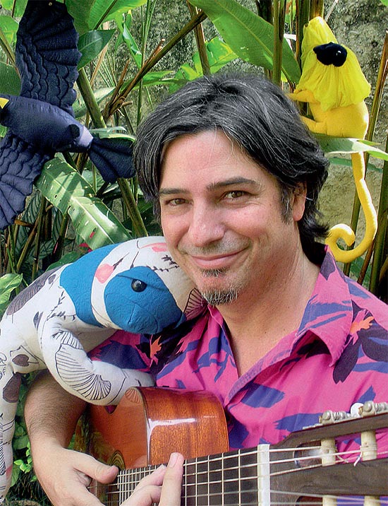 O msico Paulo Bira, que interpretar as msicas do lbum "Brasileirinhos - Msica para Bichos do Brasil"