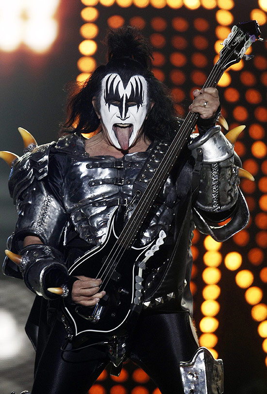 Gene Simmons, baixista do Kiss, durante show em Santiago do Chile