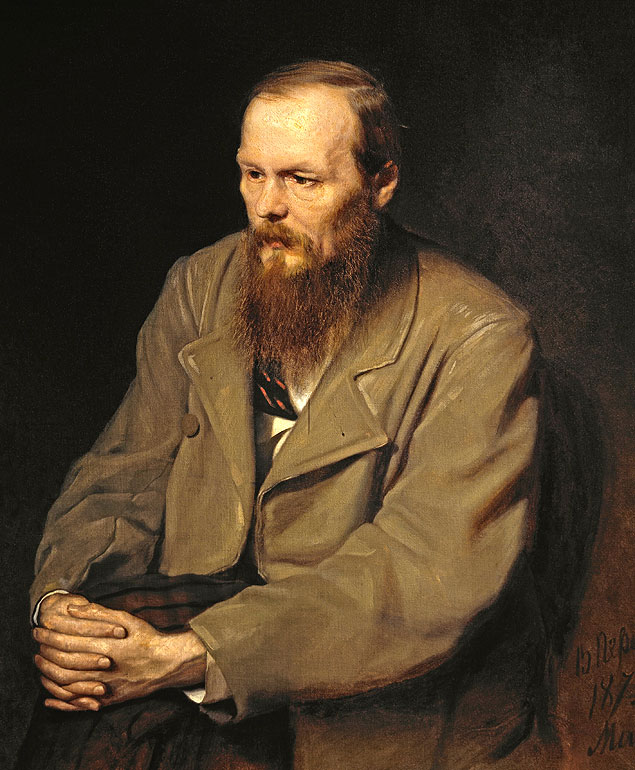 Livro rene obras de Dostoivski e outros escritores