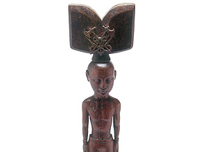 "Ox de Xang" (Autoria e data desconhecidas), no Museu Afro Brasil
