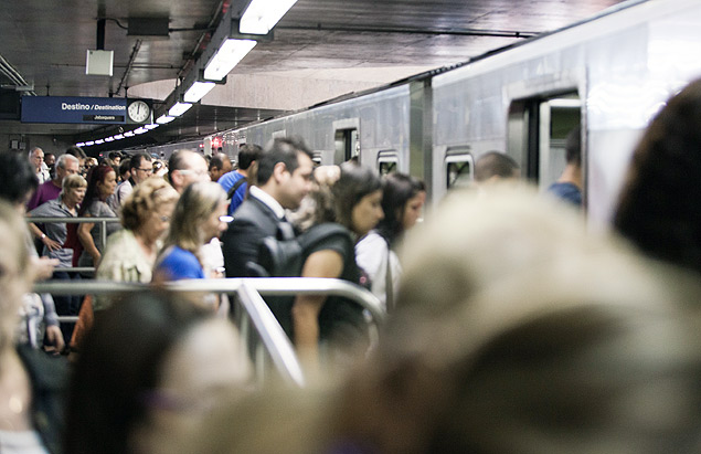 Funcionrios do metr e da CPTM ameaam fazer greve na prxima semana em So Paulo