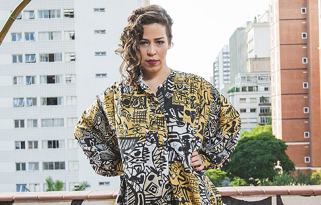 São Paulo, SP, Brasil, 17-12-2014: Retrato da rapper Flora Matos no Jardins. (foto Felipe Gabriel/Projetor/Folhapress)