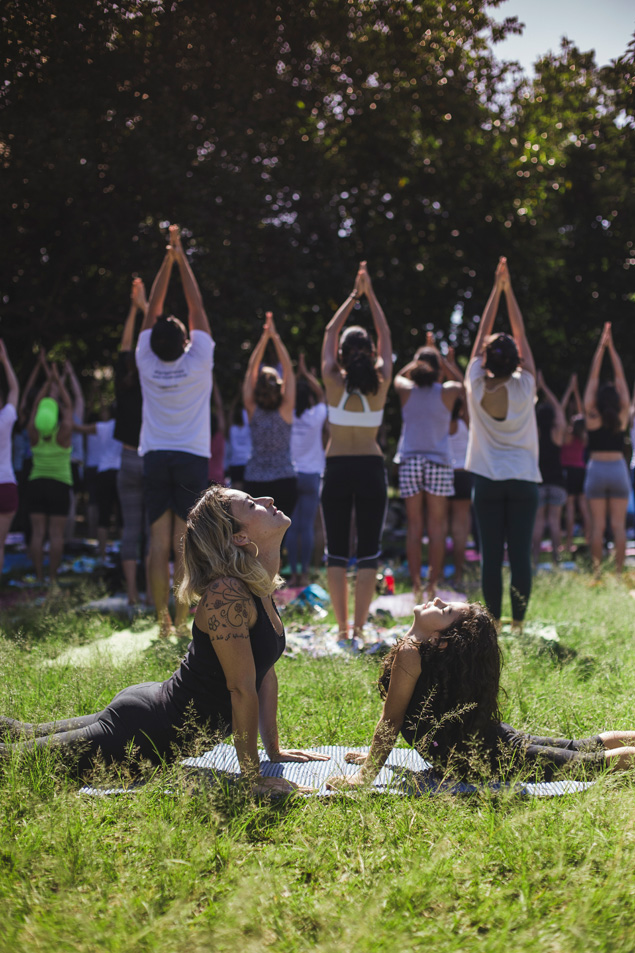 Aula gratuita de ioga no parque do Ibirapuera 