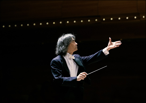 Kent Nagano rege a Orquestra Filarmnica de Hamburgo na Sala So Paulo na segunda (26) e na tera (27)