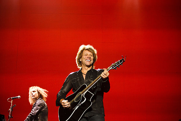 ORG XMIT: Staff SAO PAULO, SP, BRASIL, 06-10-2010, 21h30: Show do Bon Jovi no Estadio do Morumbi, em Sao Paulo. (Foto: Daniel Marenco/Folhapress, ILUSTRADA) ***EXCLUSIVO FOLHA*** 4915