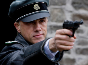 Christoph Waltz interpretando o coronel Hans Landa em 'Bastardos Inglrios'; papel rendeu o Oscar de melhor ator coadjuvante 