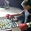 "Chessboxing" alterna boxe e xadrez e promete virar mania