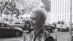 (Betty Hallbreich, 87, vendedora da loja de luxo Bergdorf Goodman) Marcelo Gomes