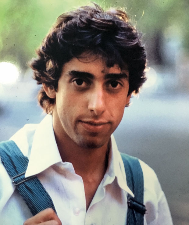 Cassio Scapin, aos 24, em 1989, quando atuava com grupo Degli Audacci, na Itlia
