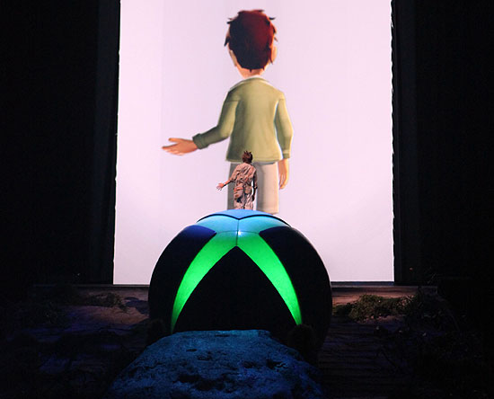 Demonstrao da Microsoft sobre novo controle sem mos, cujo nome  Kinect, ontem, nos EUA
