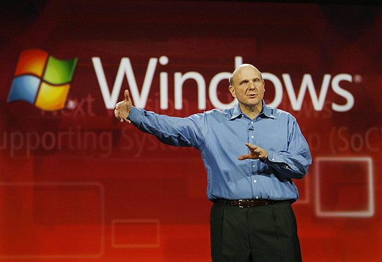 Steve Ballmer, executivo-chefe da Microsoft, na Consumer Electronics Show 2011, em Las Vegas
