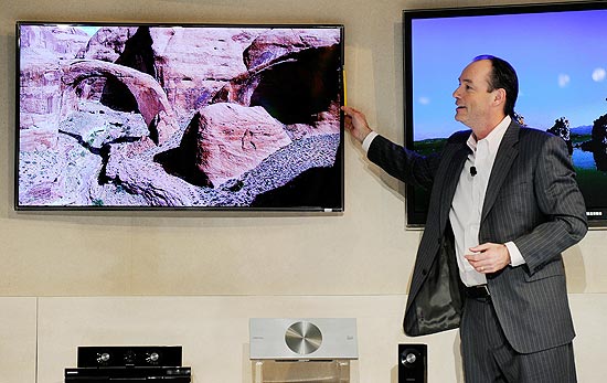 TV apresentada pela Samsung durante a CES: empresa espera que 50% dos modelos vendidos tenham acesso à internet
