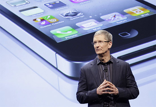 Tim Cook, novo executivo-chefe da Apple, durante apresentação da empresa