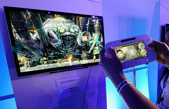 Demonstração do console Wii U, durante a feira E3