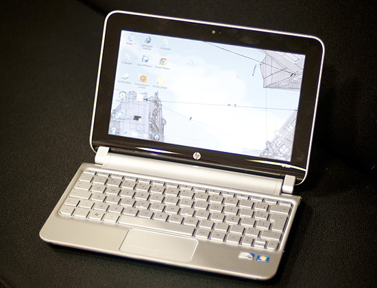 O netbook HP Mini 210-2060 tem tela de 10,1 polegadas