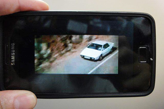 Vídeo sendo exibido no celular Galaxy S II