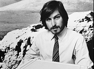 Steve Jobs em foto de 1977; veja galeria de imagens