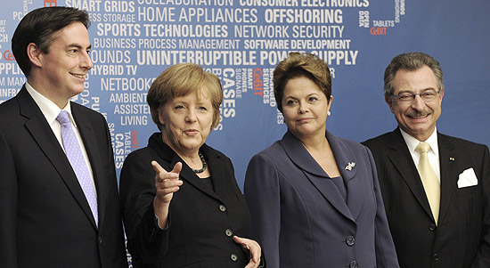 Dieter Kempf,  direita, ao lado de Angela Merkel, Dilma Rousseff e David McAllister 