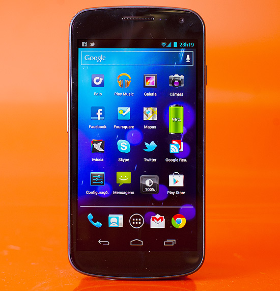 Galaxy X, celular da Samsung com Android 4.0