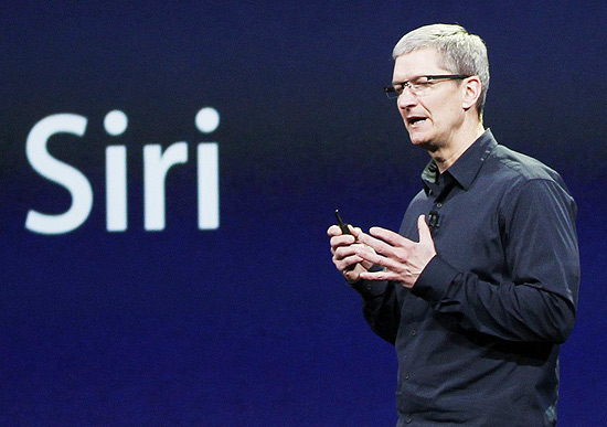 Tim Cook, executivo-chefe da Apple, durante evento em San Francisco em março de 2012