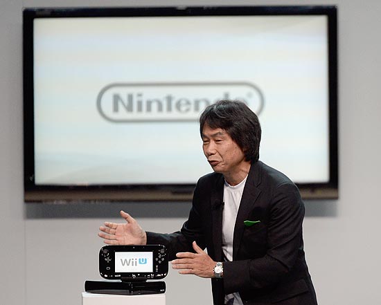 Shigeru Miyamoto, diretor de desenvolvimento criativo da Nintendo, durante lançamento do console Wii U