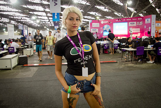 Sara Winter, ativista do grupo feminista Femen Brazil, na Campus Party Brasil, em So Paulo
